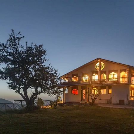 Vila Himalayan Aleph Hospitality Kanatal Exteriér fotografie